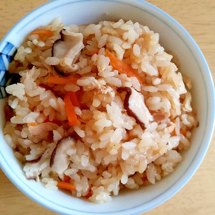 炊飯器で簡単　炊き込みご飯